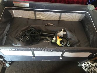 portable play pen