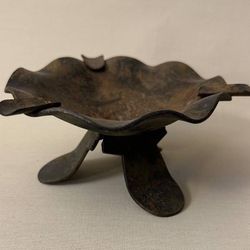 Antique 3 Footed Copper Iron Lotus Collectible Cigar Ashtray