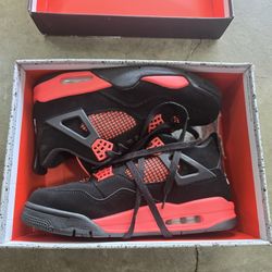 Air Jordan 4 Red Thunder