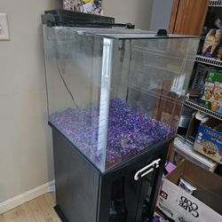 FISHTANK 35 GALLON CUBE 