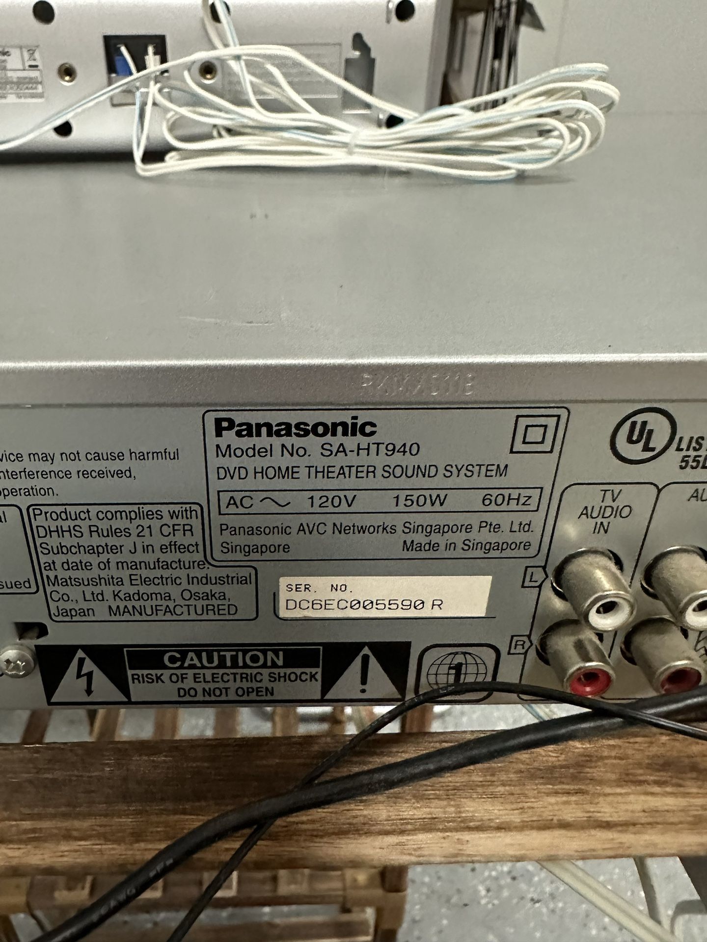 Panasonic 5dicc, DVD And CDs Player Home theater System