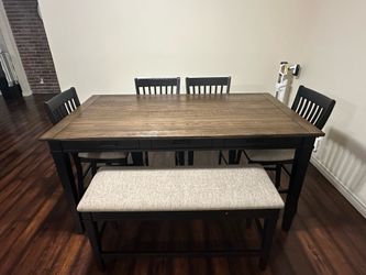 Dining set