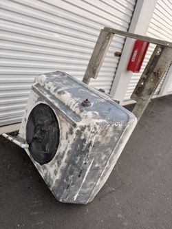 100 Gallon Pest Control / Spray Tank w/ Skid Mount – Truck Bed Setup