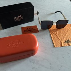 Hermes Black And Gold Square Framed Sunglasses 