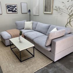 New Gray Cloud Sectional (delivery) New In Box 