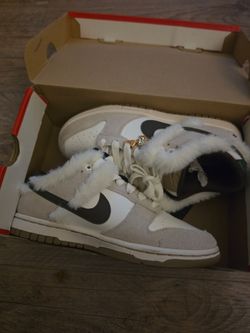 New Dunk Low mink and jewel women sneakers