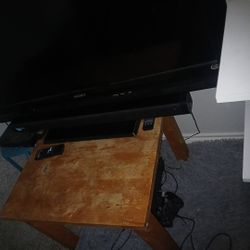 ILive. ModeI:  ITB061B. Speaker  Bluetooth  Wireless  Brad  New. Made. In China 