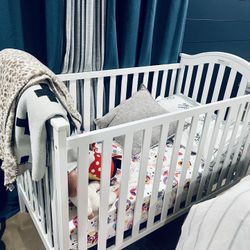 White Graco Baby Crib