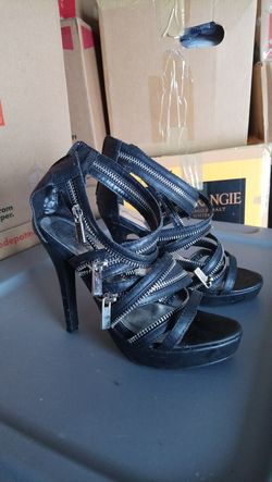 Heels size 7