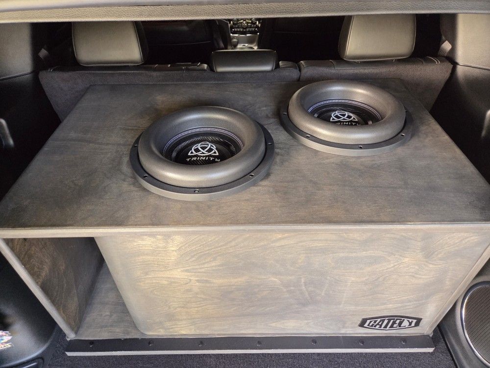 HIGH POWER SOUND SYSTEM, SEE DETAILS IN DESCRIPTION !