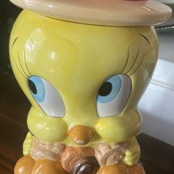 Tweety Bird Cookie Jar