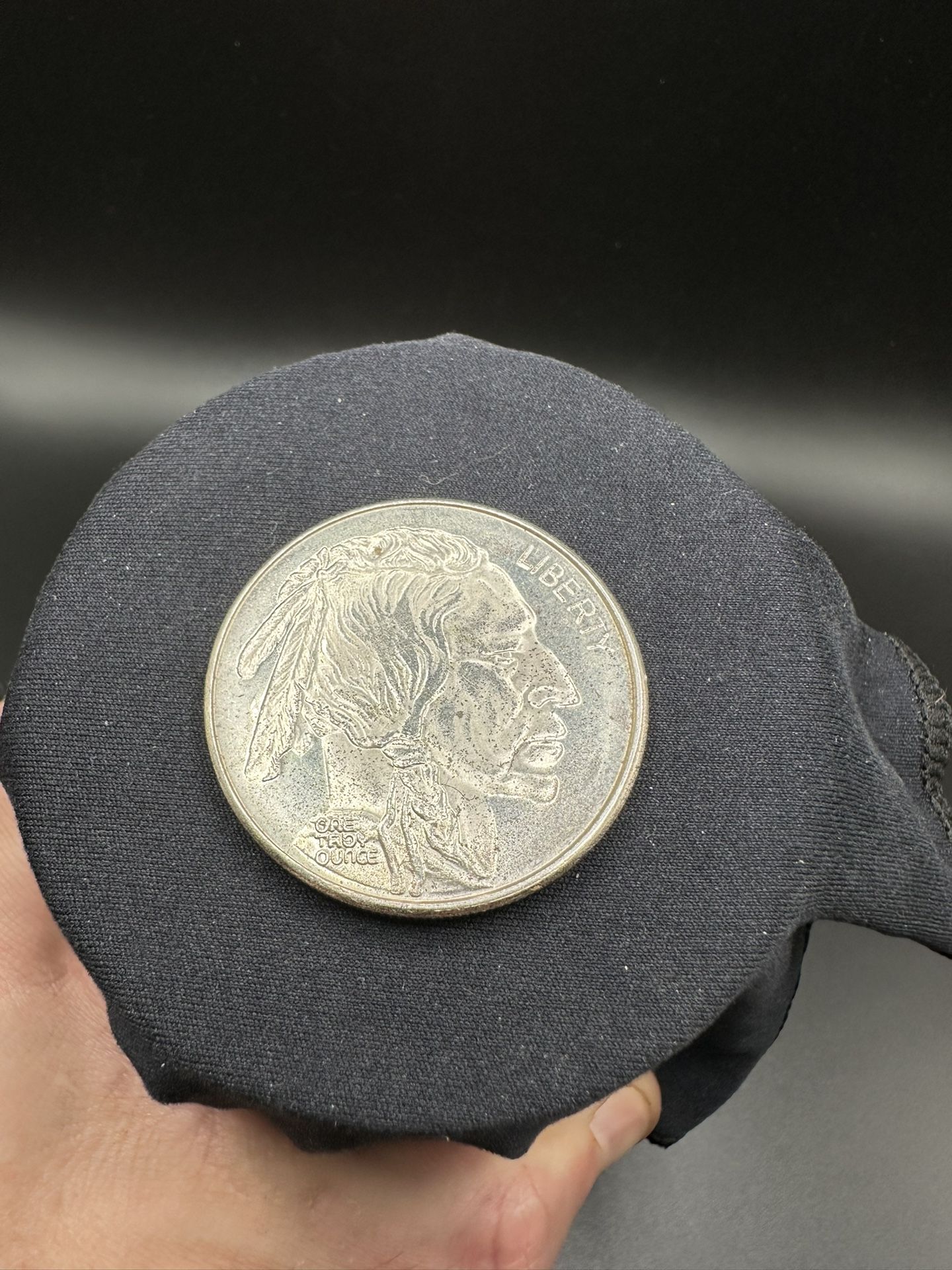 1oz 999 Silver Round