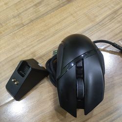 Razer Basilisk Ultimate Wireless With Dock