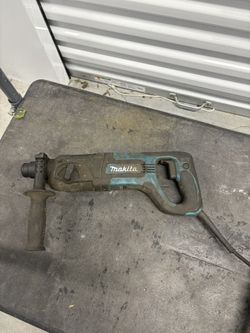 MAkita cord in Construction drill