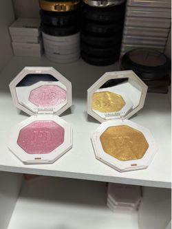 Fenty beauty highlighter set