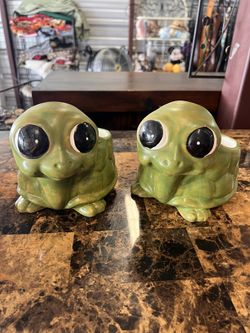 Pair Of Cute Turtle Planters 
