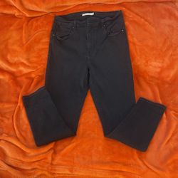 Black Levi’s 421 high-rise skinny 31/30