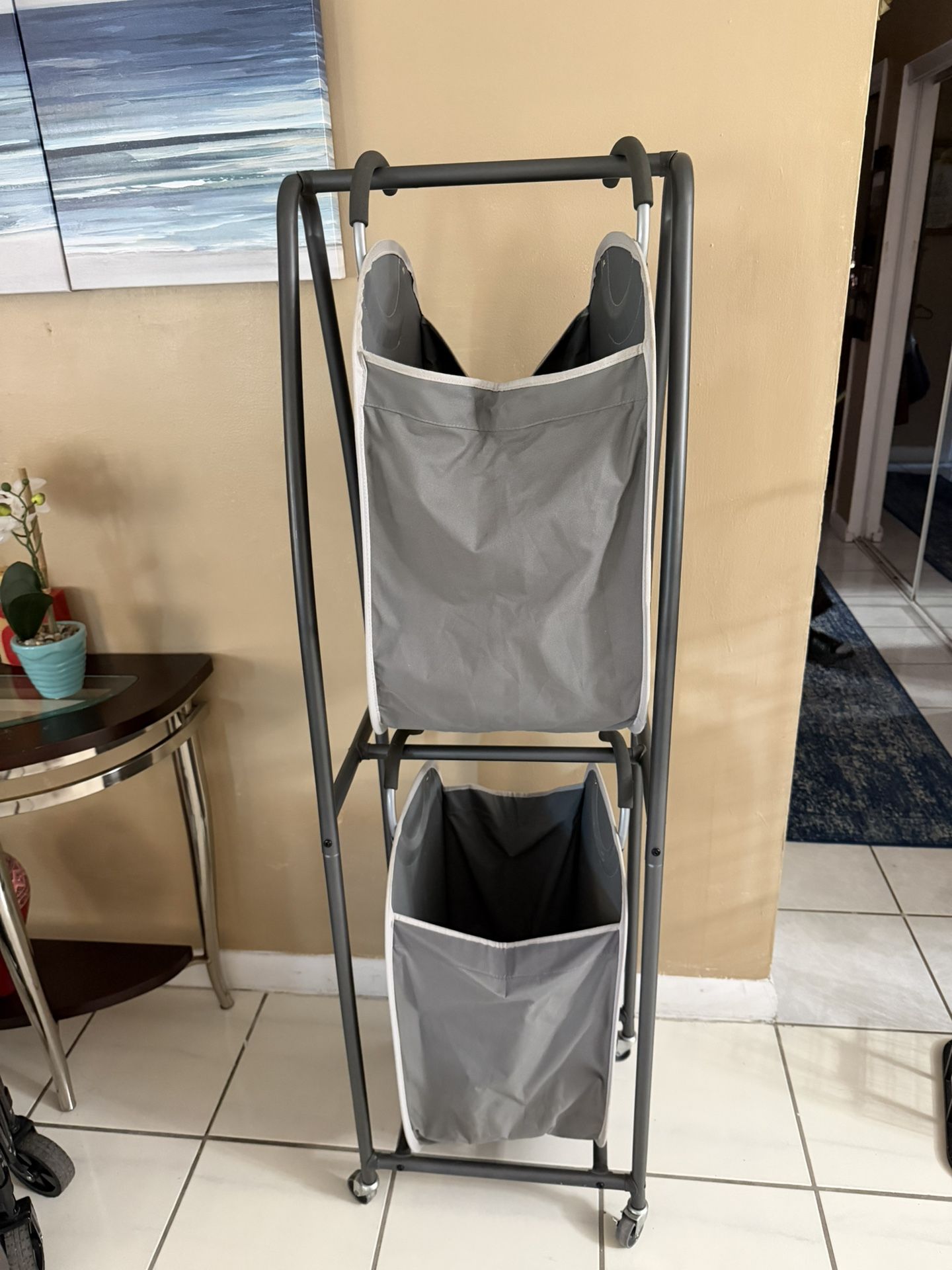 Moveable Laundry Hamper