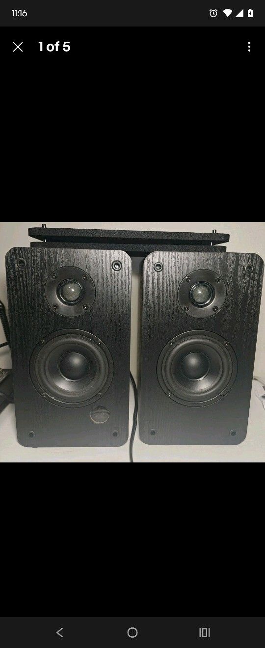 Insignia Powered Bluetooth Bookshelf Speakers - Black (NS-HBTSS116)