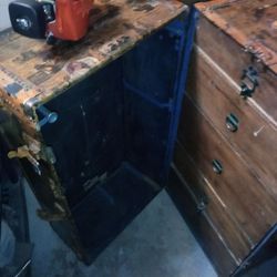 Antique chest