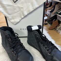 Gucci Shoes 