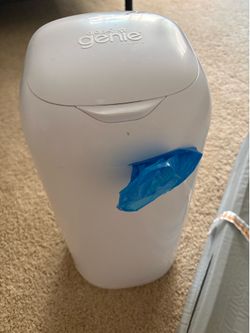 Diaper Genie And Diaper Changing Mat