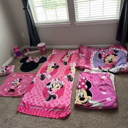 Minnie Mouse Bedding set And Bathroom Set