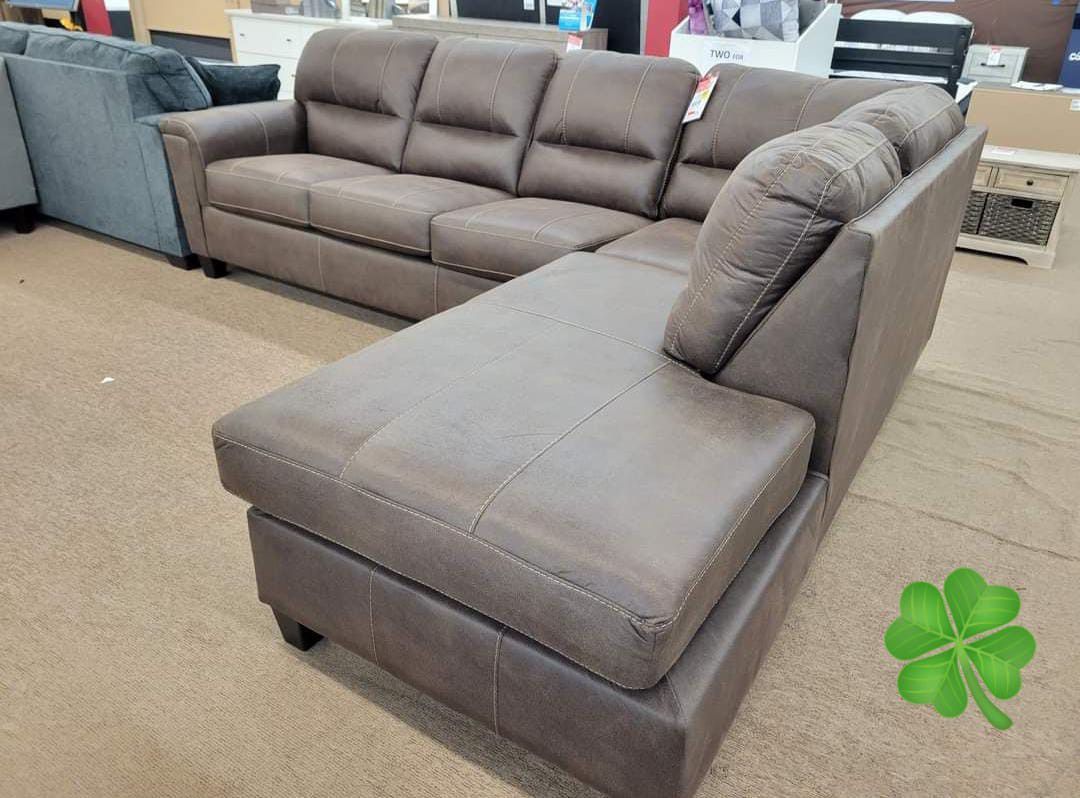 Navi Chestnut Sectionals Sofas Couchs 