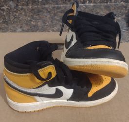 Nike Jordans 25$ or less.