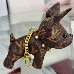 Design bulldog keychain and personalized gift bag