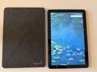 Amazon Fire HD 10 with case