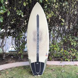 5’6 Chas Surfboard Shortboard