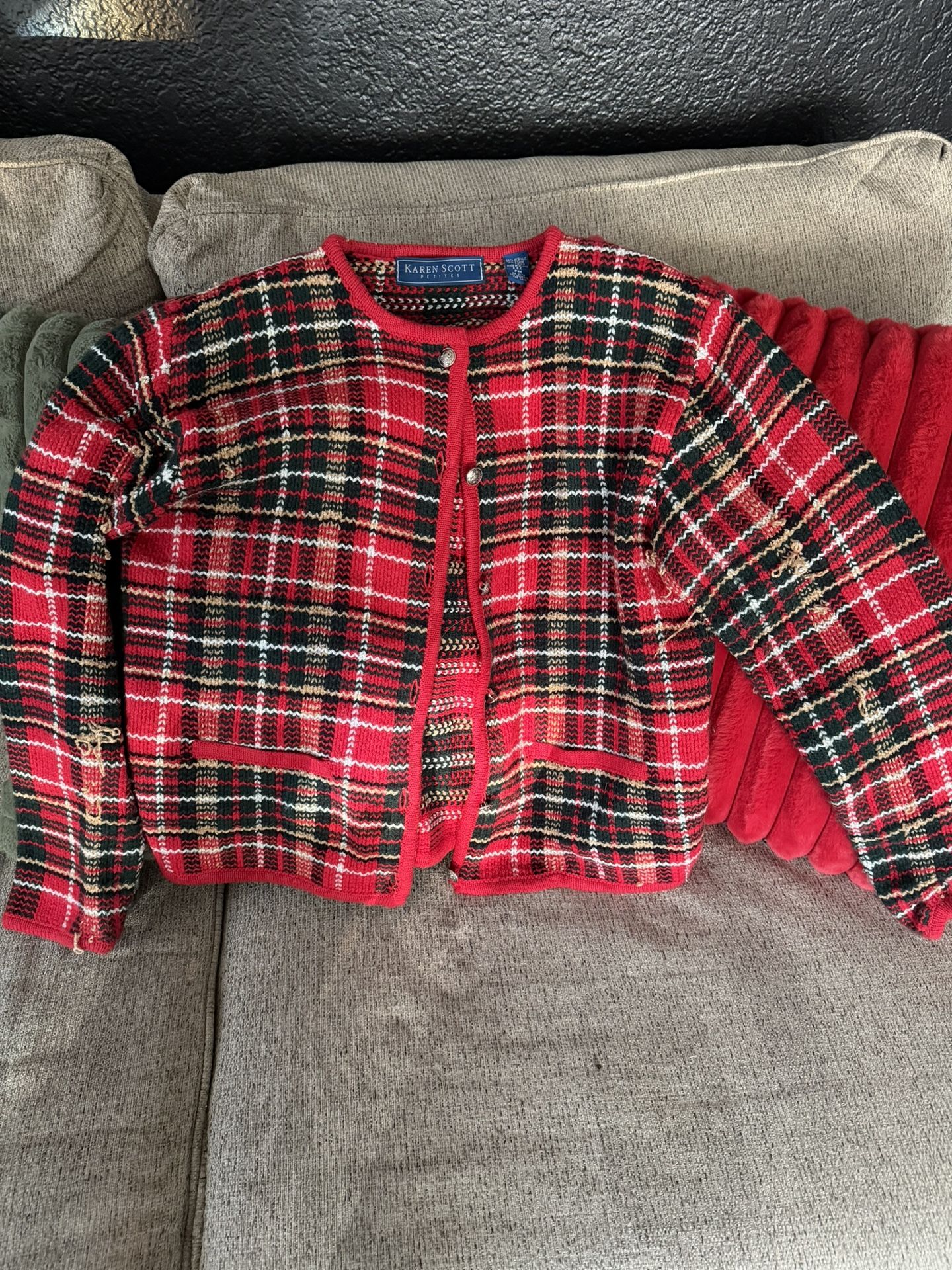 KAREN SCOTT UGLY CHRISTMAS CARDIGAN VINTAGE KAREN SCOTT CHRISTMAS CARDIGAN *HAS SOME SNAGS*