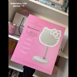 Hello Kitty LED mirror 