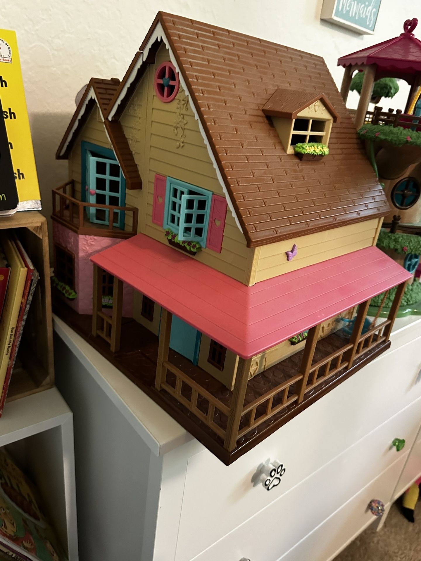 Li'l Woodzeez Toys