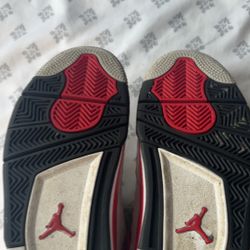 Jordan 4