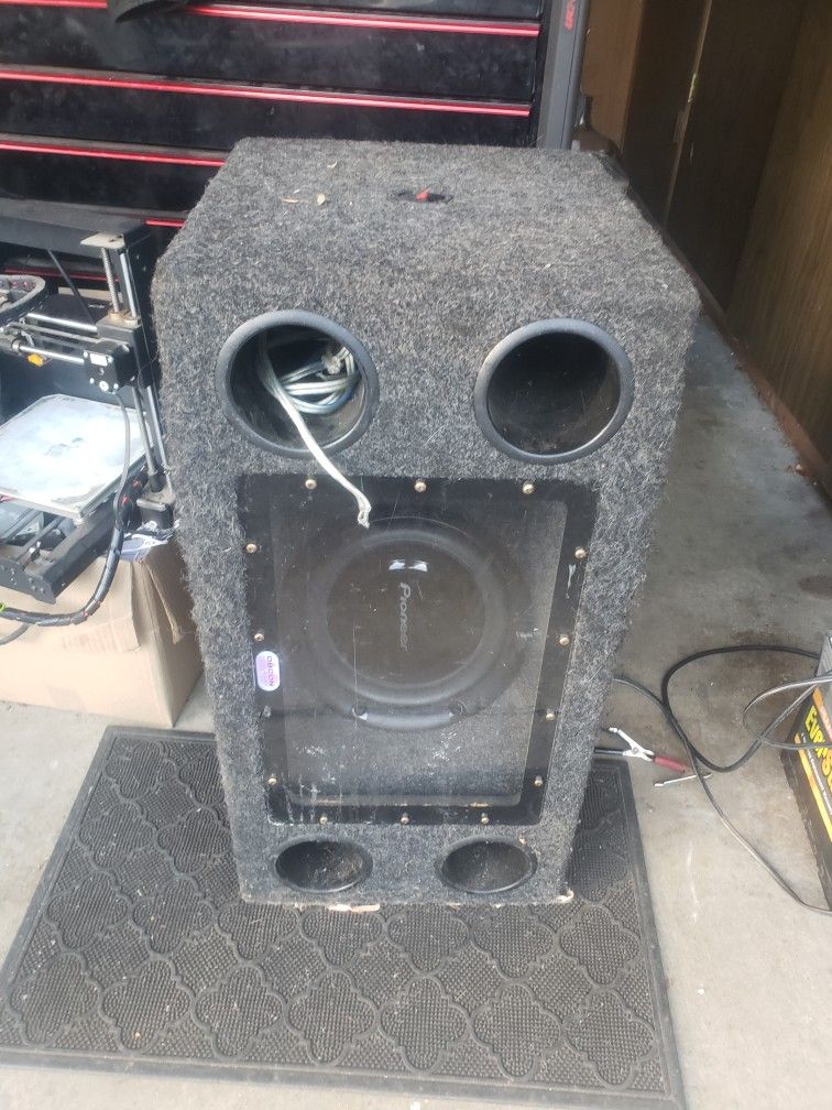 Subwoofer with amp