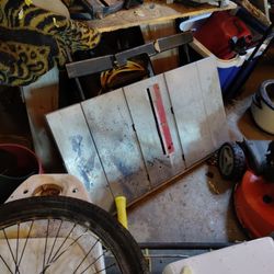 Craftsman Table Saw ..Works But Needs Work 