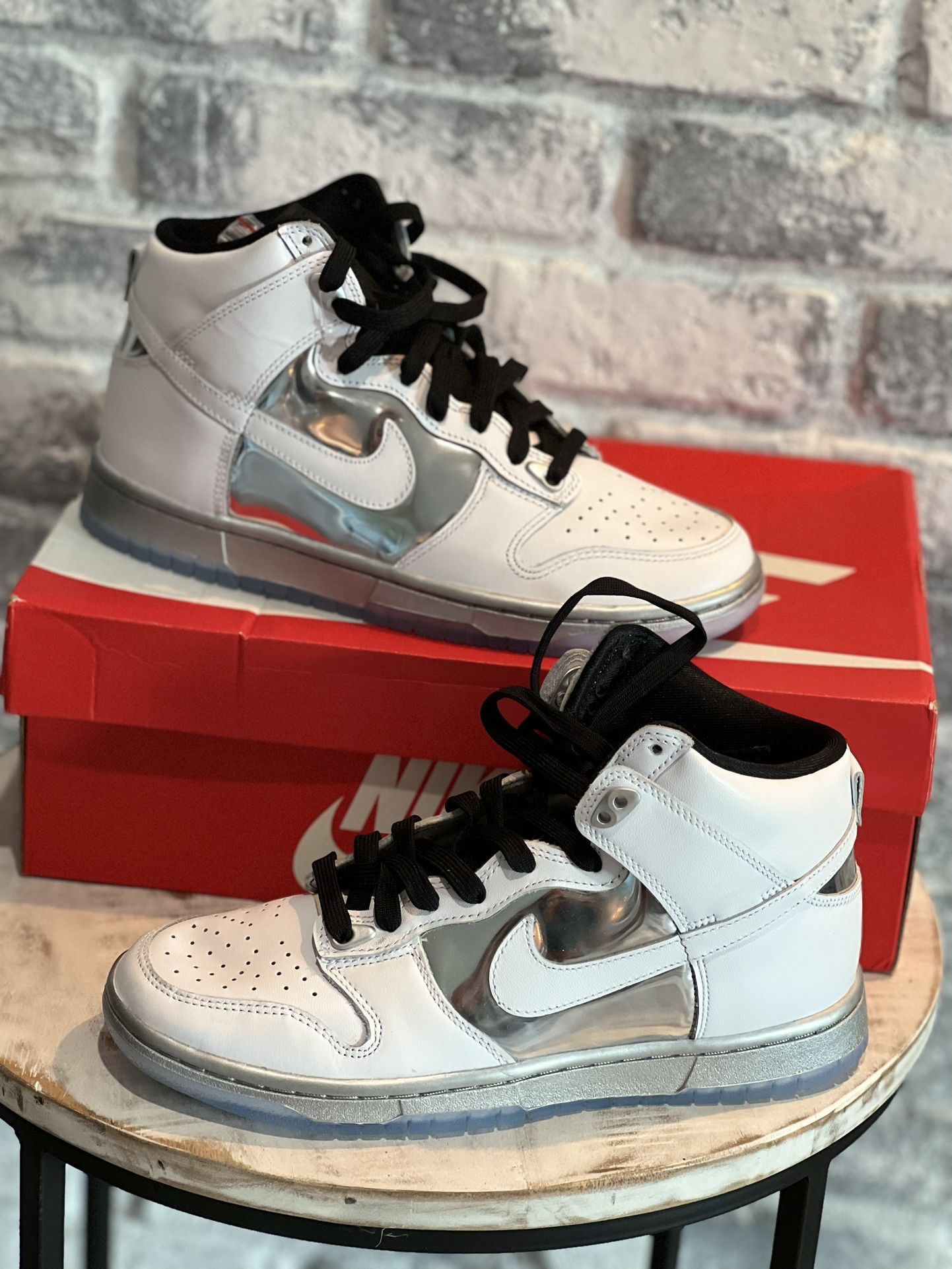 Nike Dunk High Chrome New Size 8w DS Sneakers