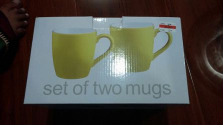 Set of 2 coffee mugs from Macy's