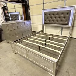 Crown Mark Lyssa Queen 3pc Bedroom Set - Upholstered Embossed Crocodile Pattern Panel  Bed with Dresser and Mirror 