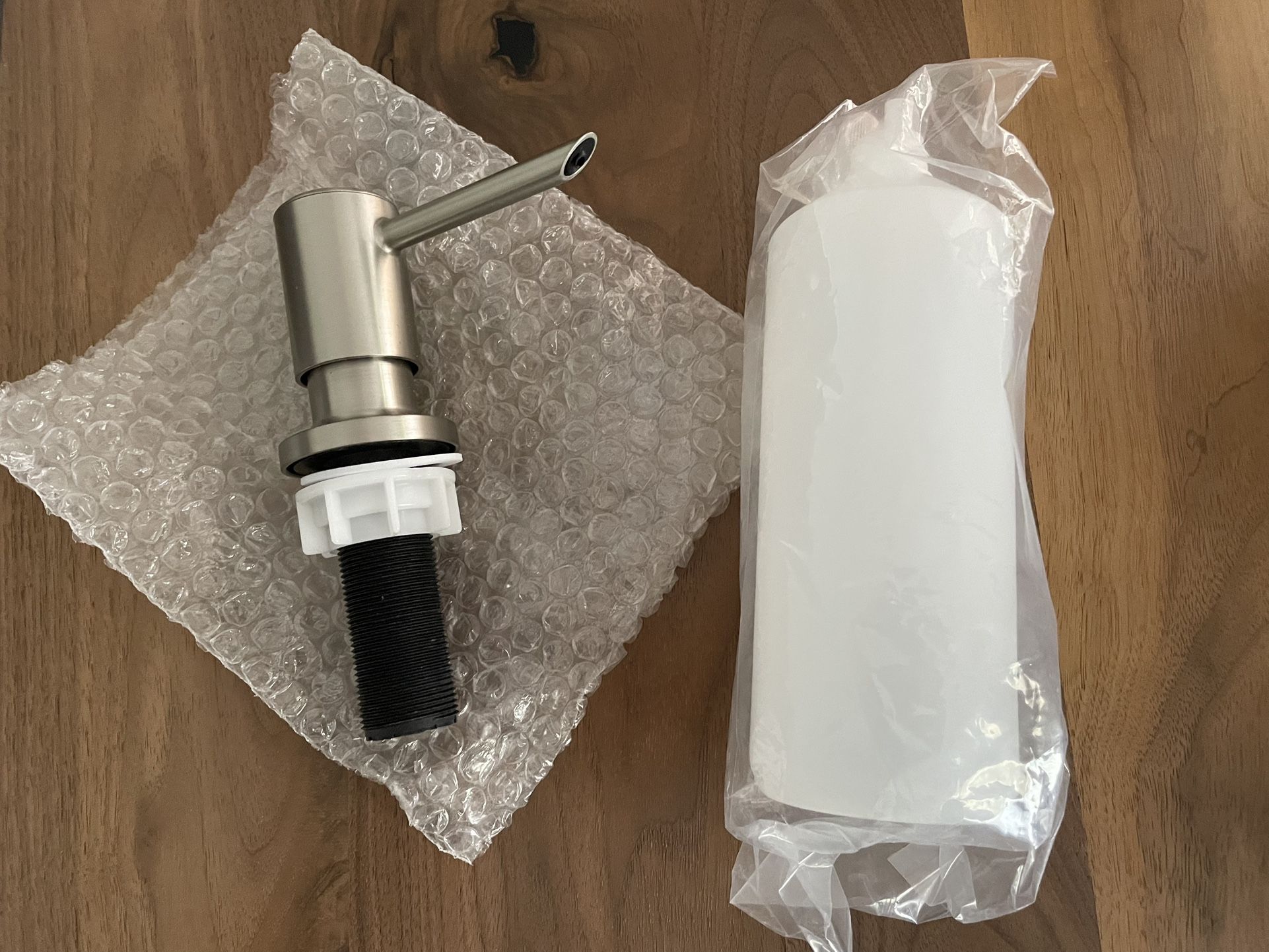 Kitchen Sink Soap Dispenser And Undersink Reservoir