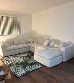 Large White Modular Sectional/ Cloud Couch