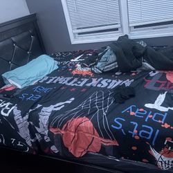 Whole Brand New Bed Set 