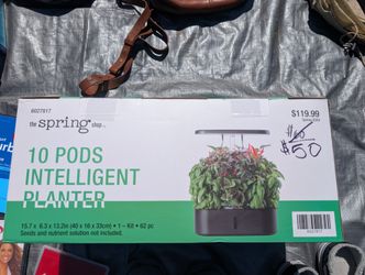 Hydroponic Plant Grower