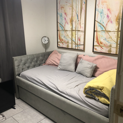 Full size mattress 200