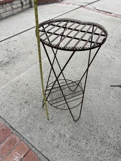 Vintage Peg Leg Metal 45 And Display Stand