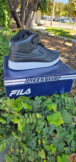 Fila Lifestyle Mid-Top Sneakers with Box