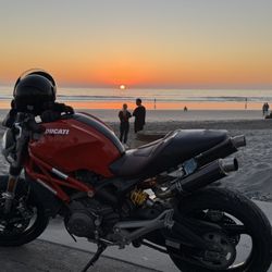 2014 Ducati Monster 696abs