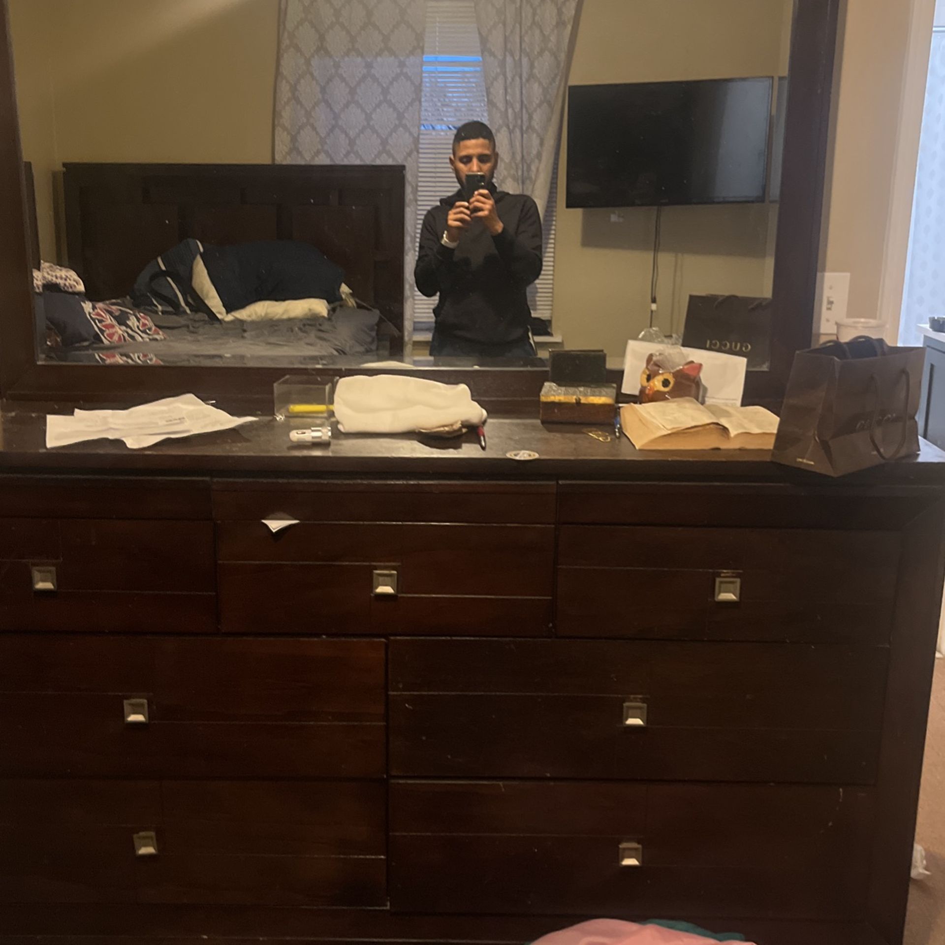 Dresser, Cabinet With Mirror